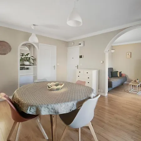 Lumineux Avec Balcon Saint-raphael * Saint-Raphaël