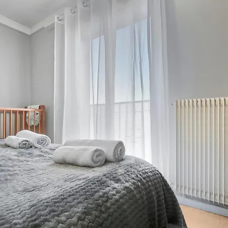 Apartman Lumineux Avec Balcon Saint-raphael *