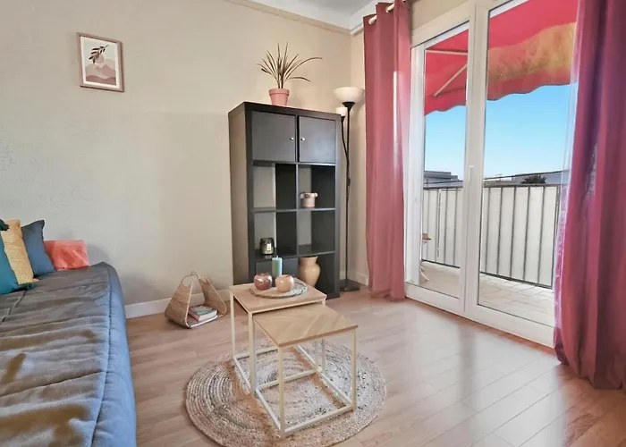 Lumineux Avec Balcon Saint-raphael Apartment