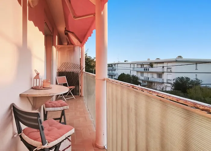 Lumineux Avec Balcon Saint-raphael شقة Saint-Raphaël